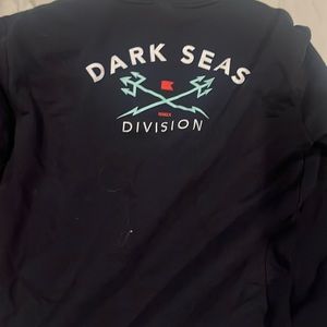 Dark seas crew neck